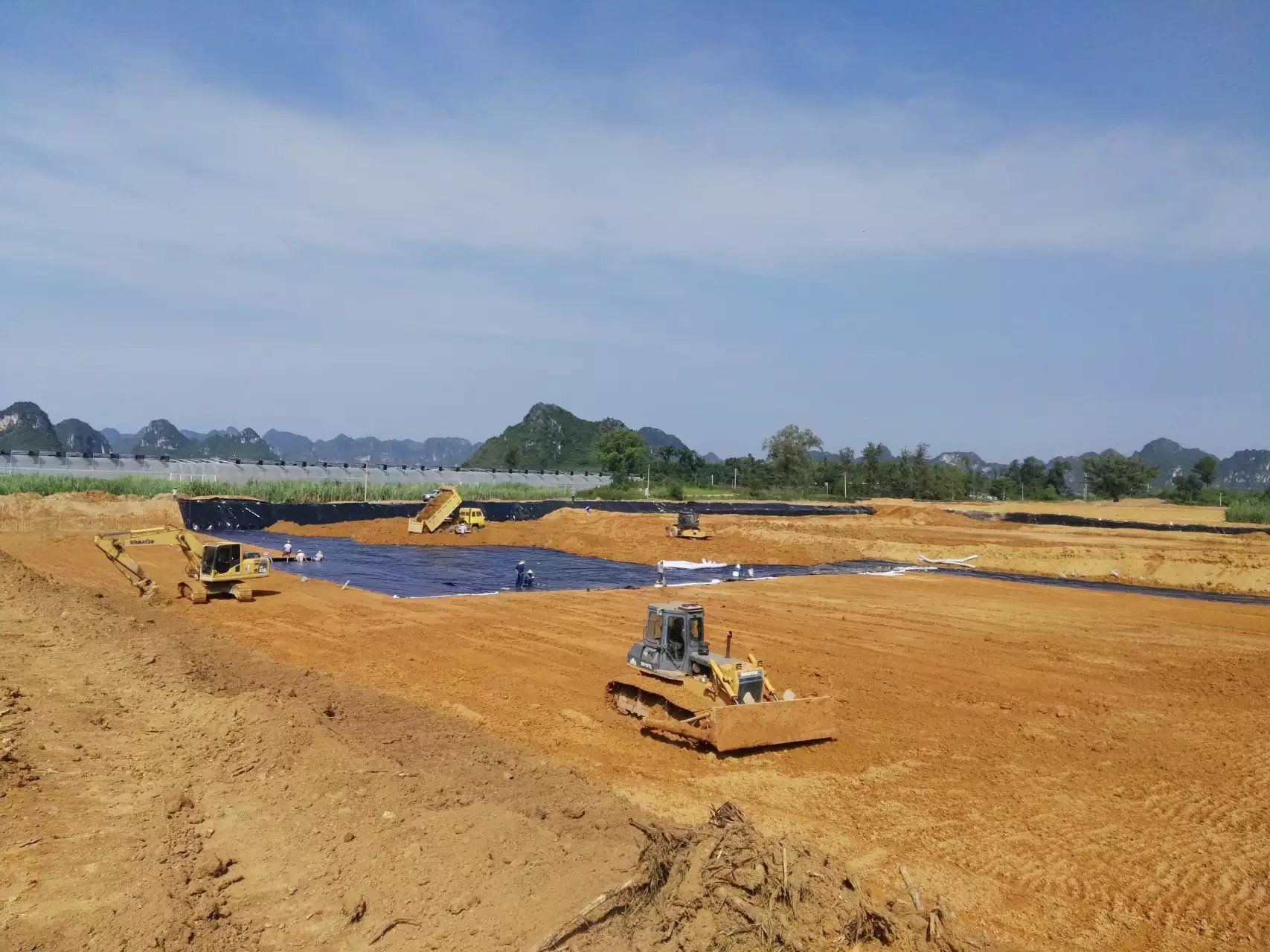 廣西自治區魚類養殖基地防滲膜鋪設工程  養殖防滲膜 第5張 廣西自治區魚類養殖基地防滲膜鋪設工程  養殖防滲膜 第5張