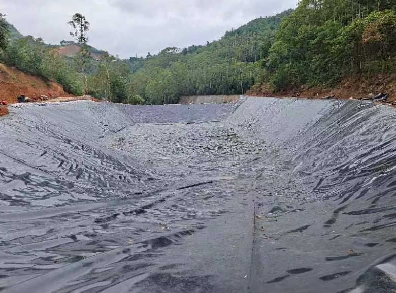 百色市田林縣垃圾填埋場垃圾滲濾液應急調節池  垃圾填埋場土工膜 第2張 百色市田林縣垃圾填埋場垃圾滲濾液應急調節池  垃圾填埋場土工膜 第2張